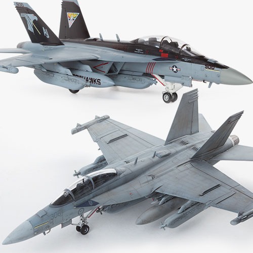 [1/72] 12560 USN EA-18G VAQ-141 Shadow Hawks(Released Jul,2018)